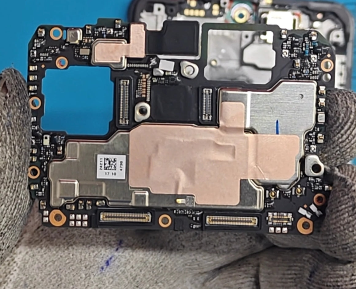 OnePlus Nord 4 Motherboard